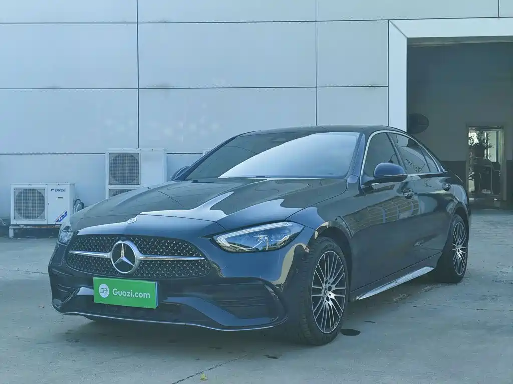 Mercedes-Benz C-Class — миниатюра 2
