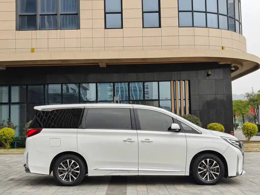 GAC M8 2021 390T Luxury
