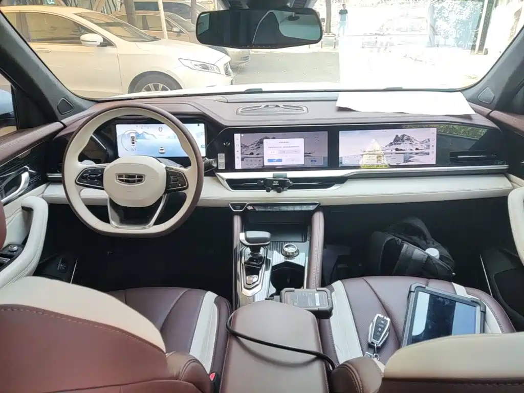 Geely Xingyue L — миниатюра 10