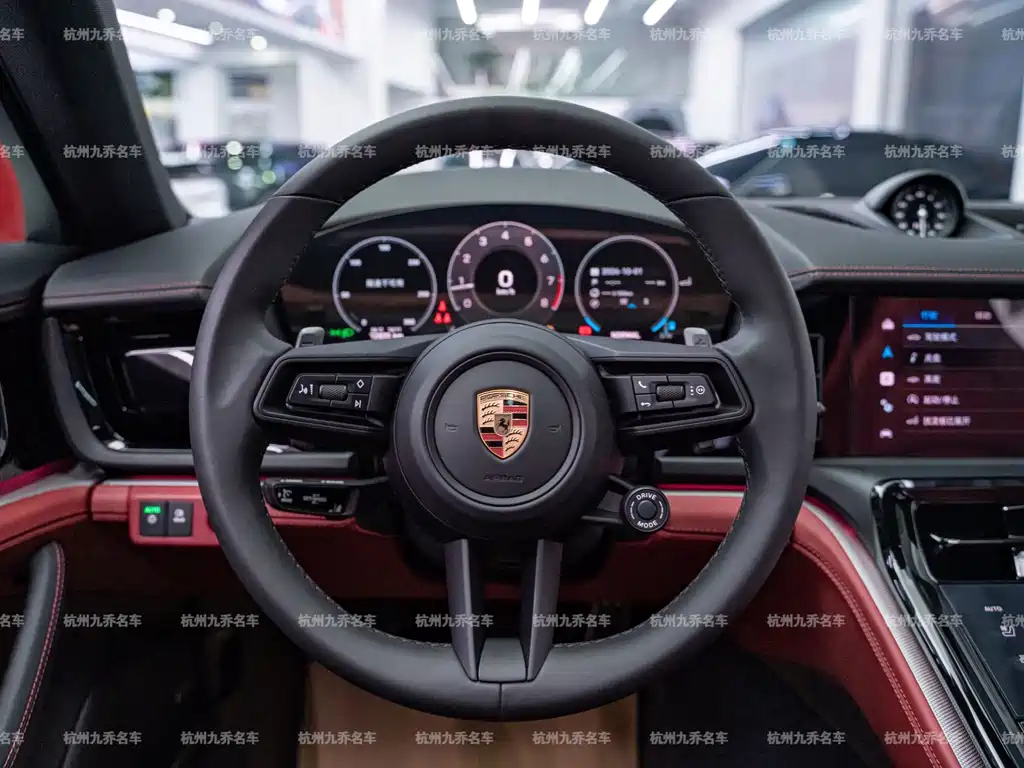 Porsche Panamera — миниатюра 18