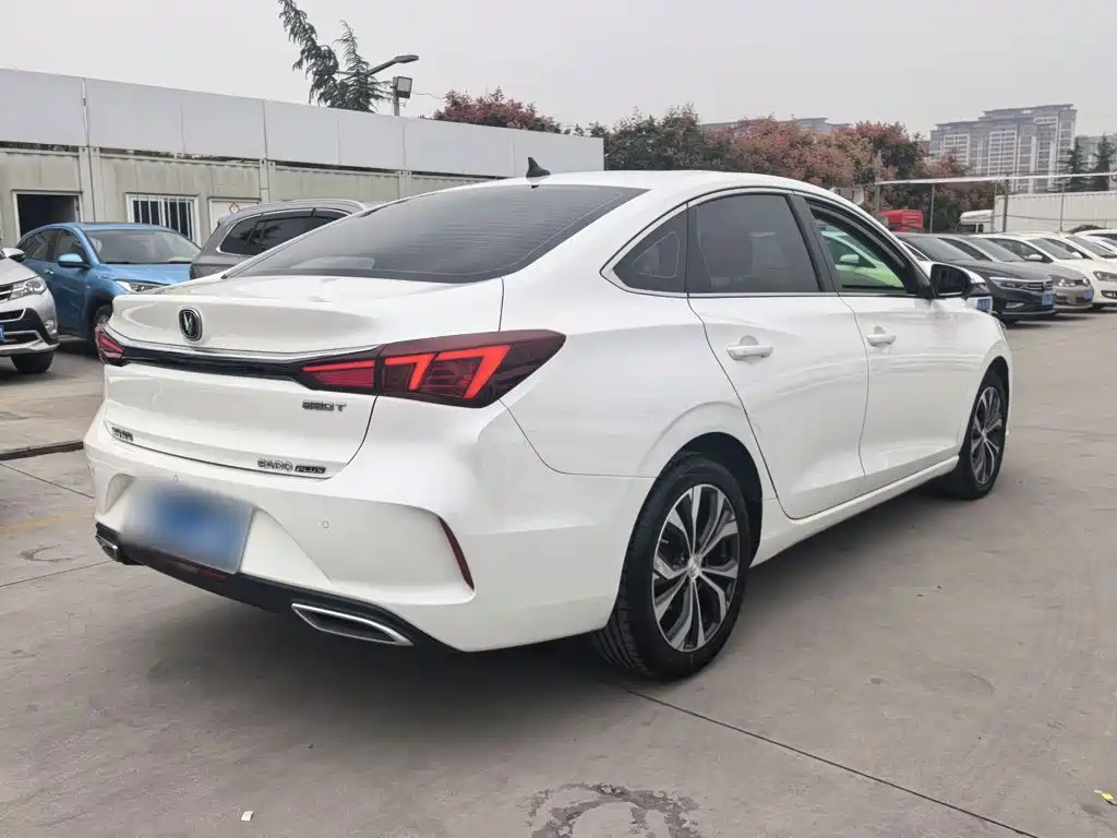 Changan Eado — миниатюра 12
