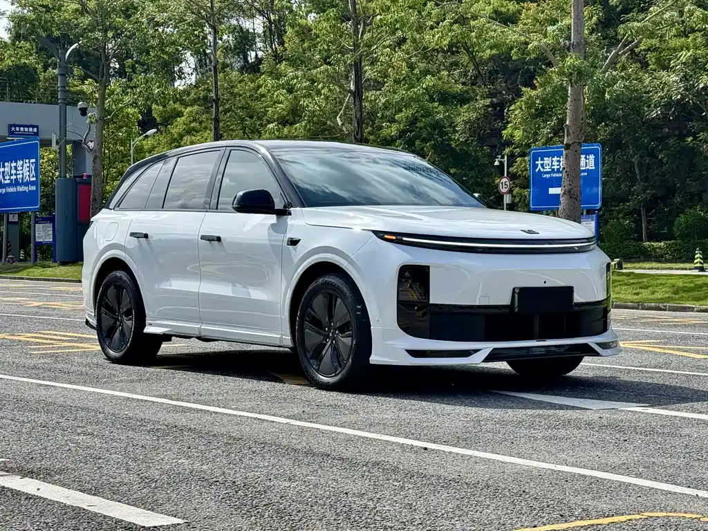 Li Auto Li L6 — миниатюра 2