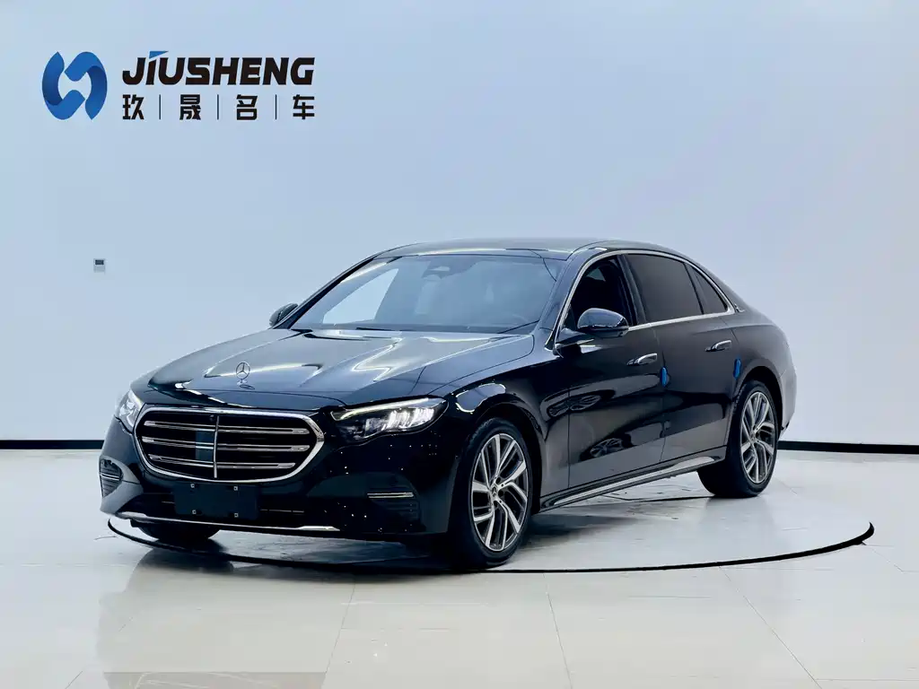 Mercedes-Benz E-Class 2024