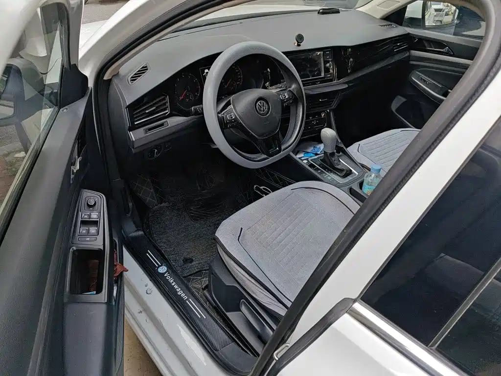 Volkswagen Bora — миниатюра 14