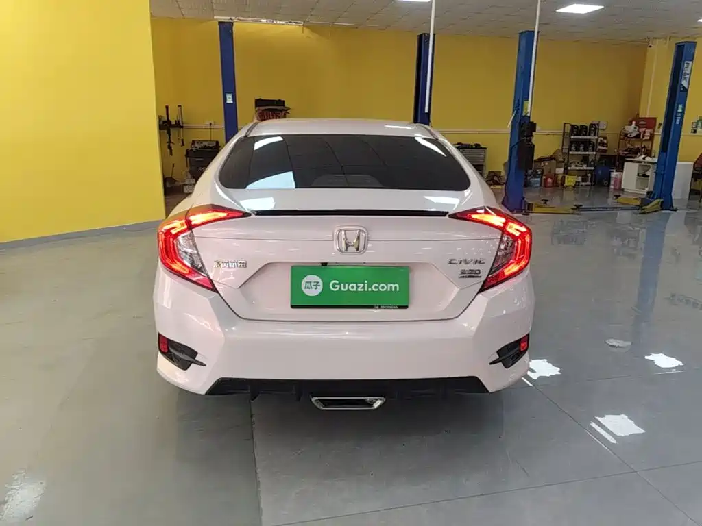 Honda Civic — миниатюра 6