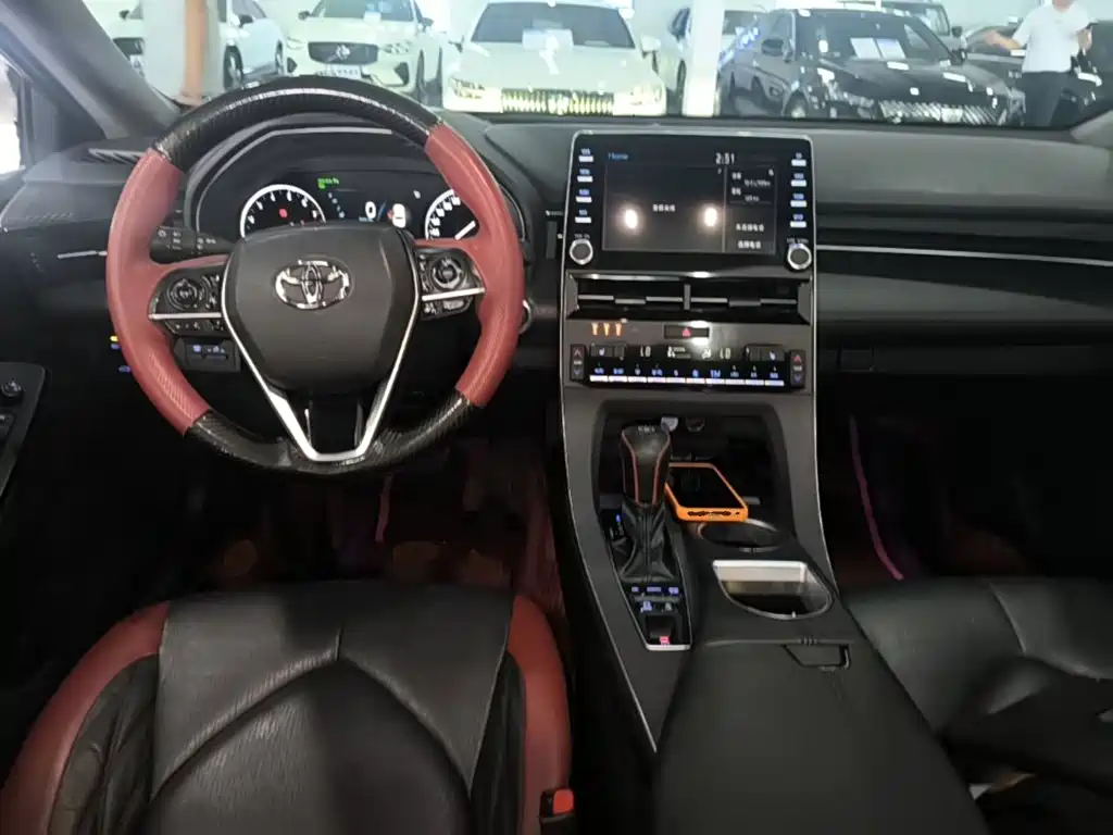 Toyota Avalon — миниатюра 10