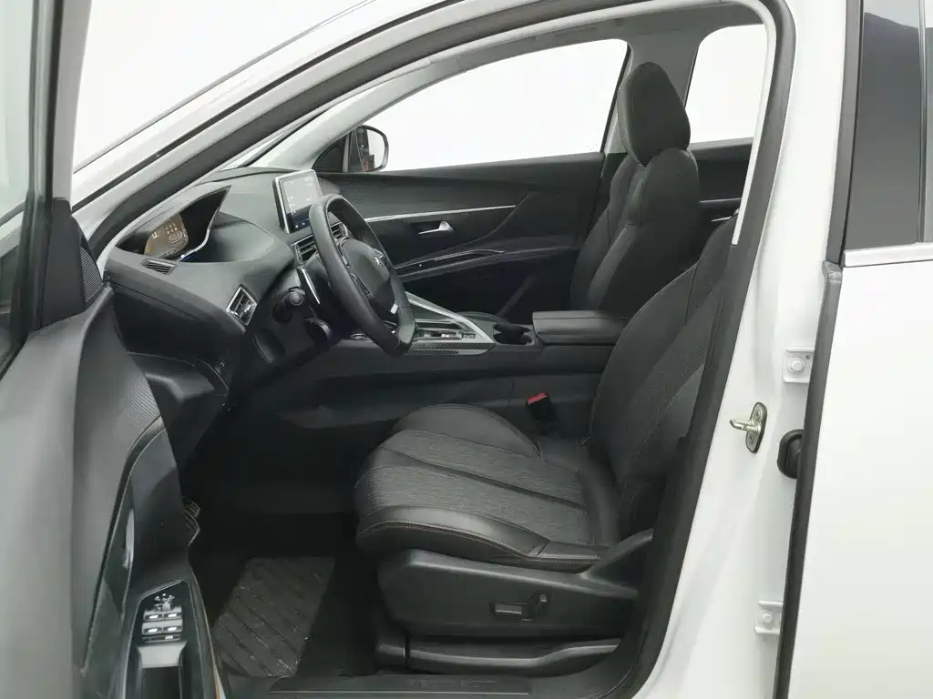 Peugeot 5008 — миниатюра 10