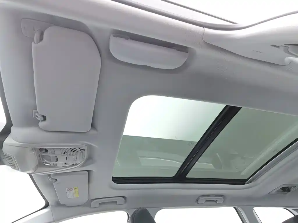 Peugeot 5008 — миниатюра 14