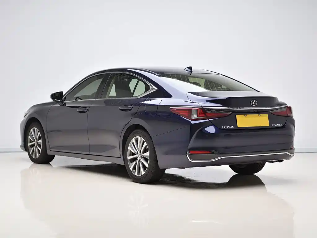 Lexus ES — миниатюра 4