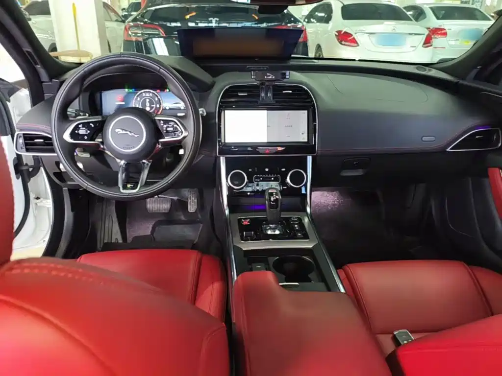 Jaguar XEL — миниатюра 10