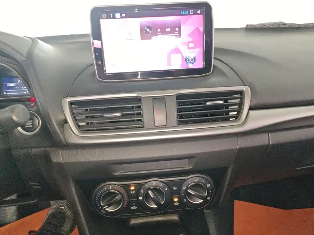 Mazda 3 Axela — миниатюра 13