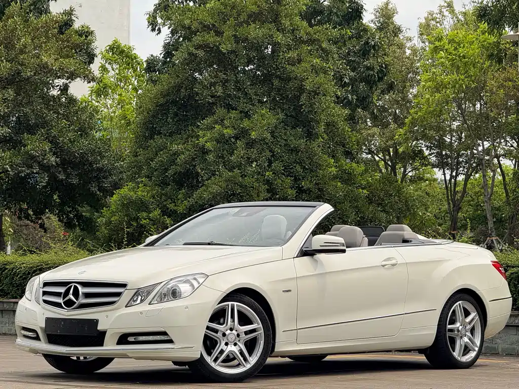 Mercedes-Benz E-Class (Import) 2011