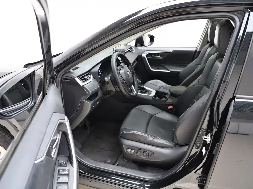 Toyota Wildlander — миниатюра 11