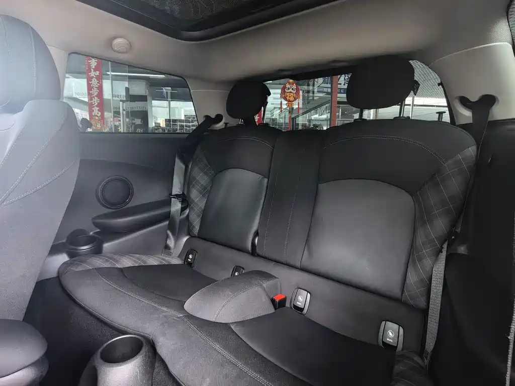 MINI Mini — миниатюра 6