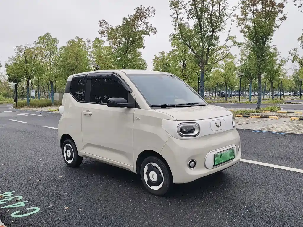 Wuling Hongguang Mini EV 2024 — фото 3