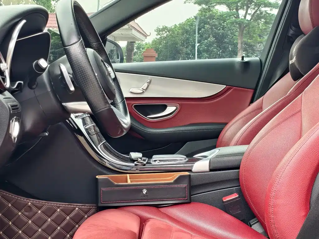 Mercedes-Benz C-Class — миниатюра 4