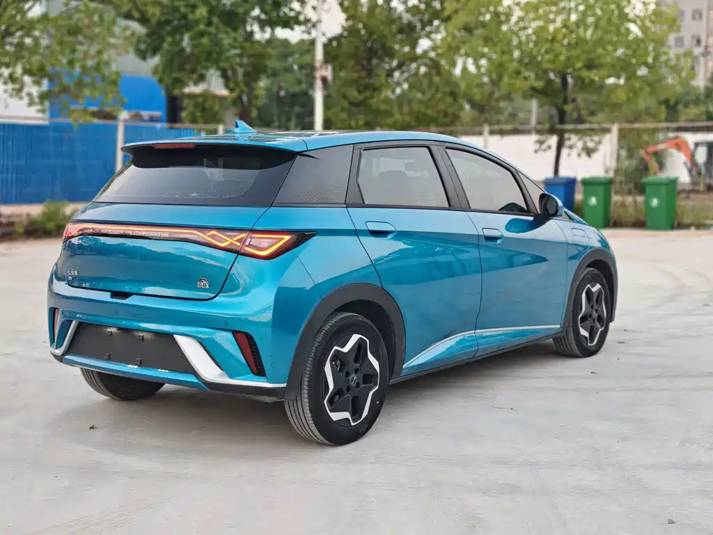 BYD Dolphin — миниатюра 6