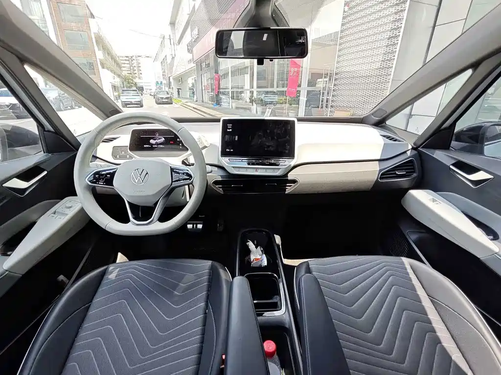 Volkswagen ID.3 — миниатюра 12