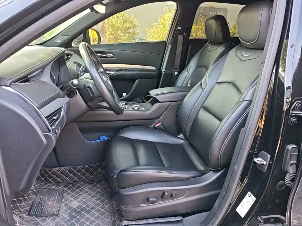 Cadillac XT4 — миниатюра 15
