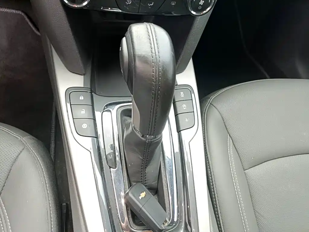 Chevrolet Malibu — миниатюра 14
