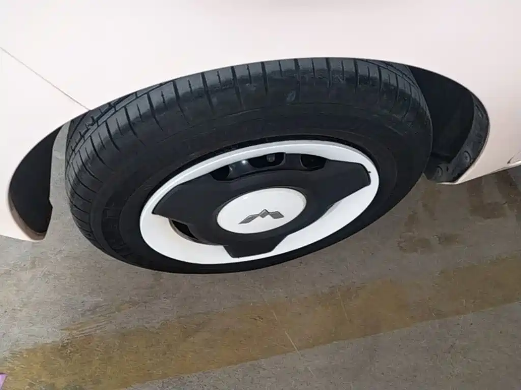 Wuling MINIEV — миниатюра 23