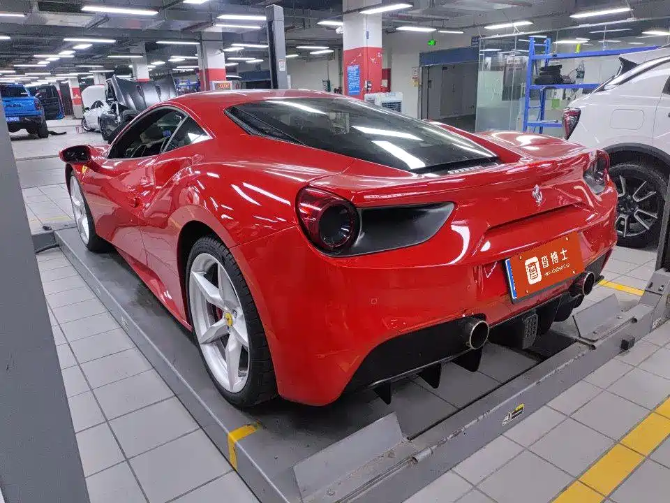 Ferrari 488 — миниатюра 2