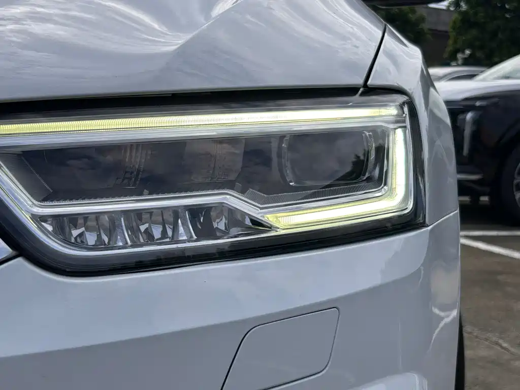Audi Q3 — миниатюра 3