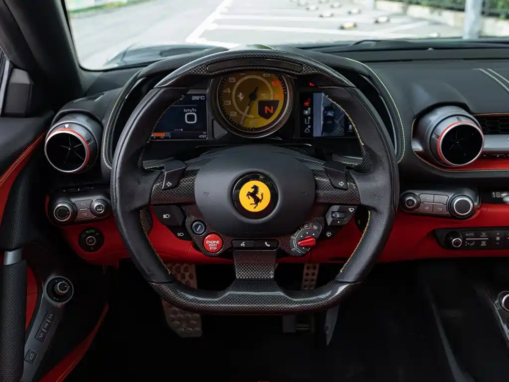Ferrari 812 — миниатюра 11