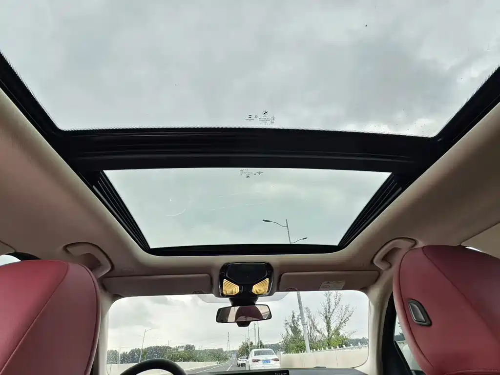 BMW i3 — миниатюра 6