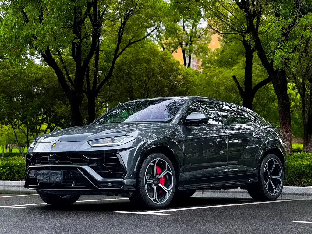 Lamborghini Urus 2019