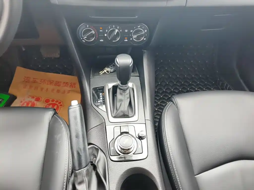 Mazda 3 Axela — миниатюра 14