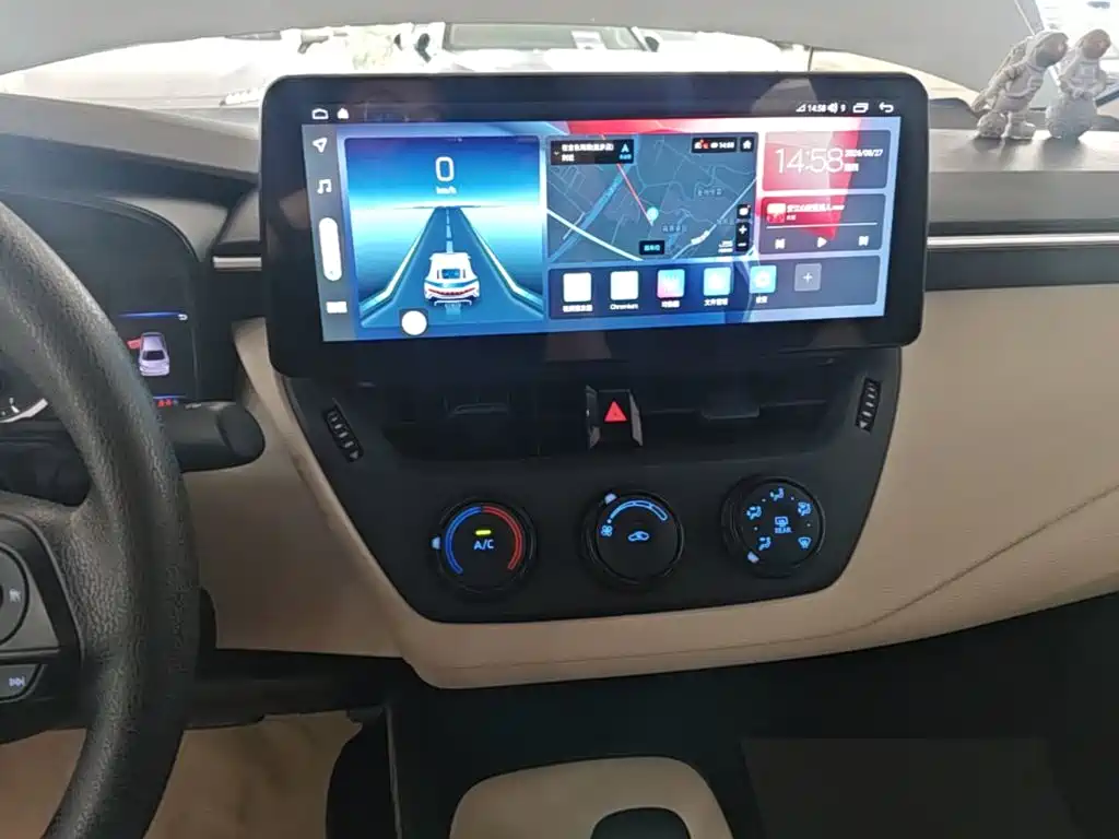 Toyota Corolla — миниатюра 13