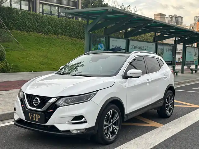 NISSAN QASHQAI 2023