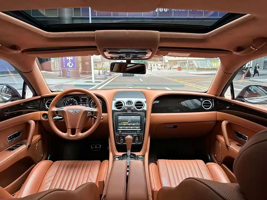 Bentley Flying Spur 2017 4.0T V8 Standard