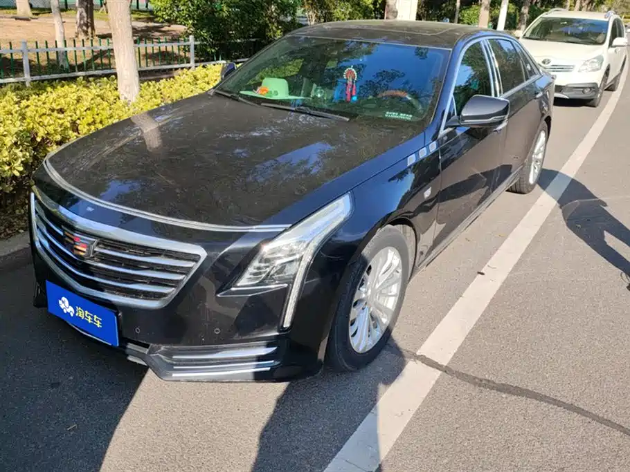 CADILLAC CT6