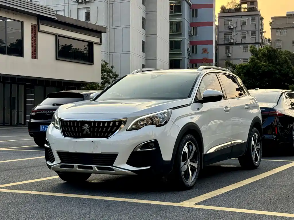 Peugeot 4008
