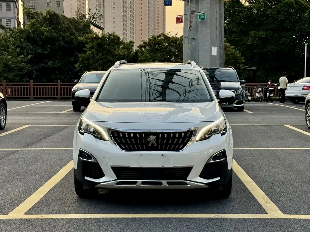 Peugeot 4008 — миниатюра 3