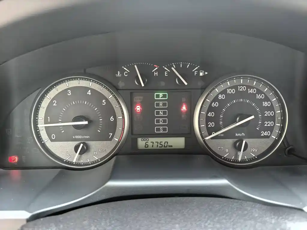 Toyota Land Cruiser — миниатюра 12
