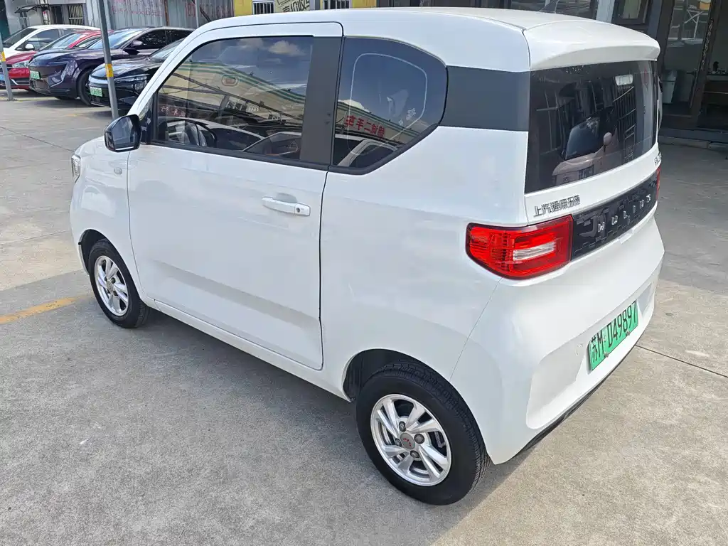 Wuling MINIEV — миниатюра 7
