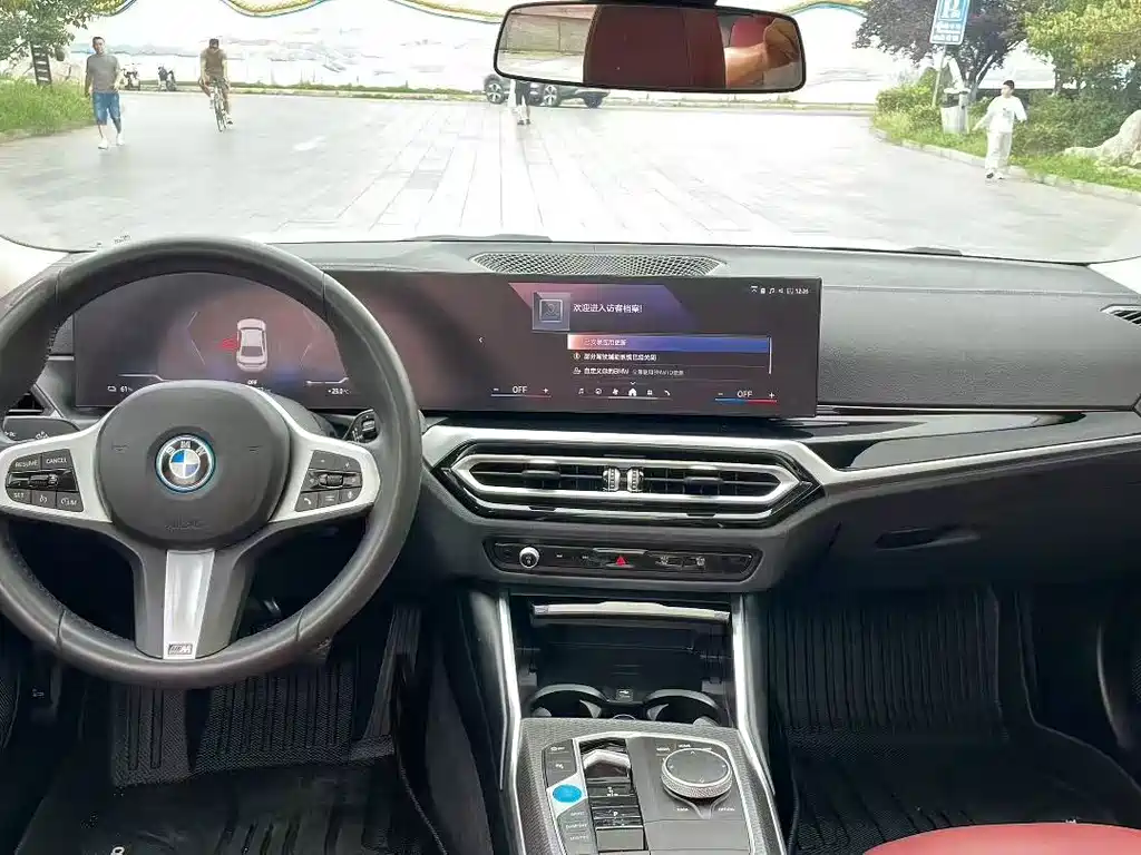 BMW i3 — миниатюра 7