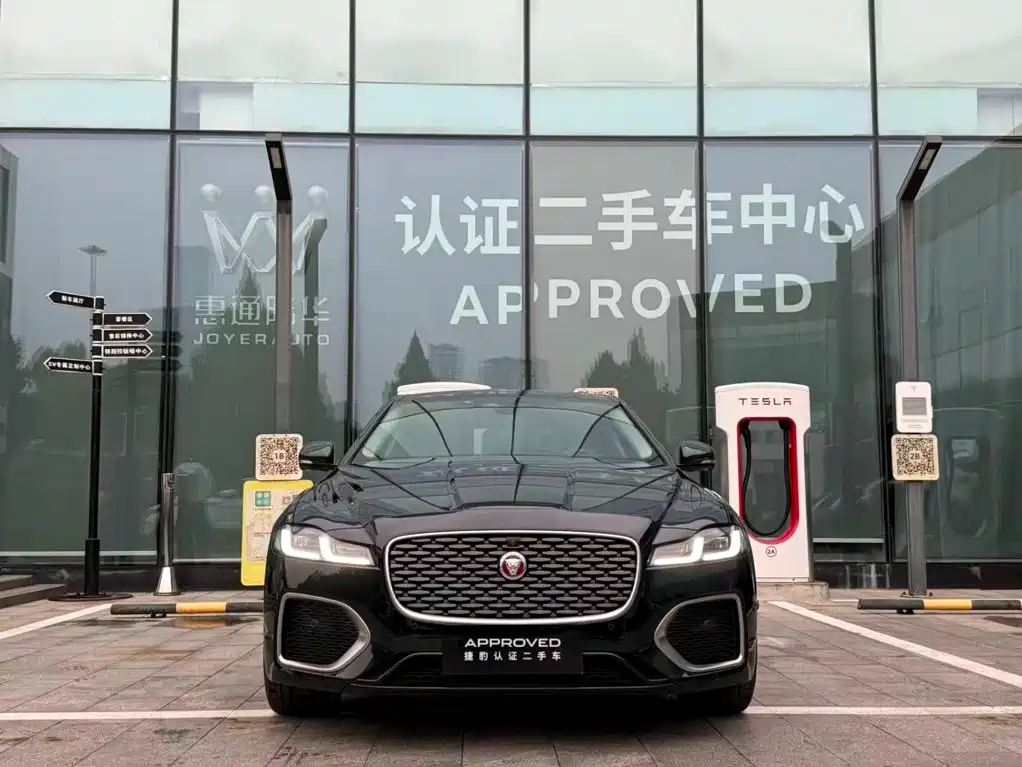 Jaguar XFL — миниатюра 2