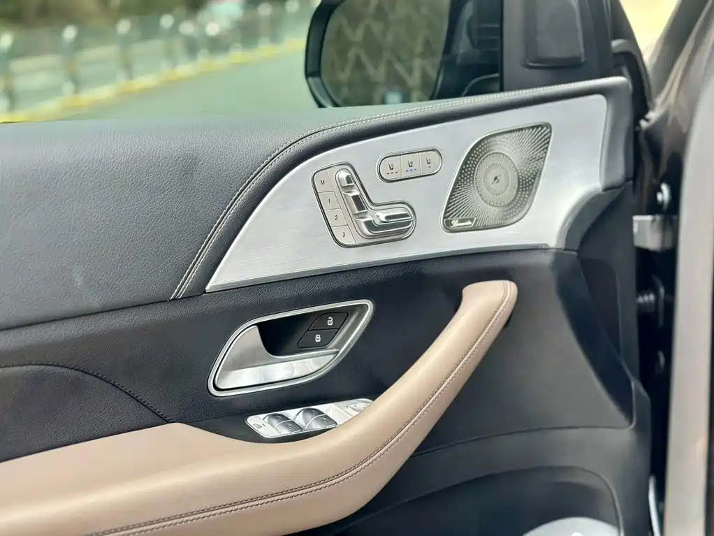 Mercedes-Benz GLE AMG — миниатюра 14