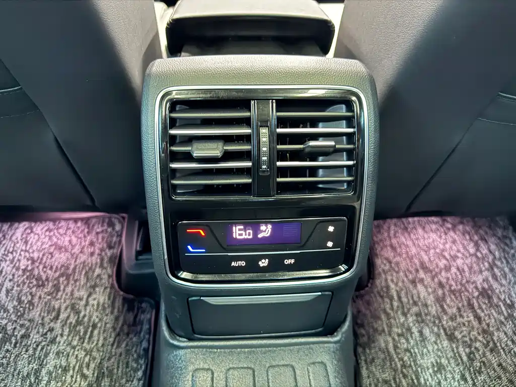 Volkswagen Magotan — миниатюра 11