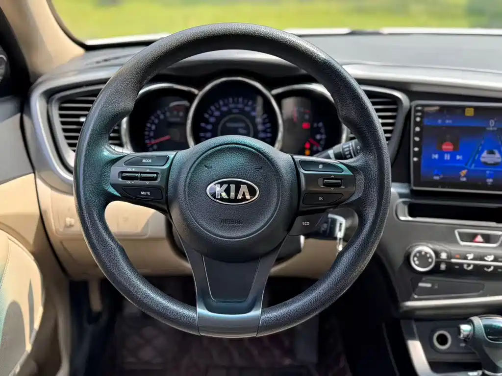 Kia K5 — миниатюра 9