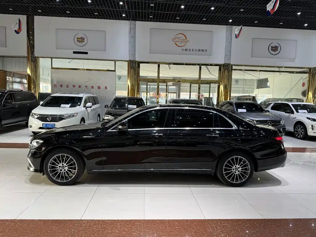 Mercedes-Benz E-Class — миниатюра 3