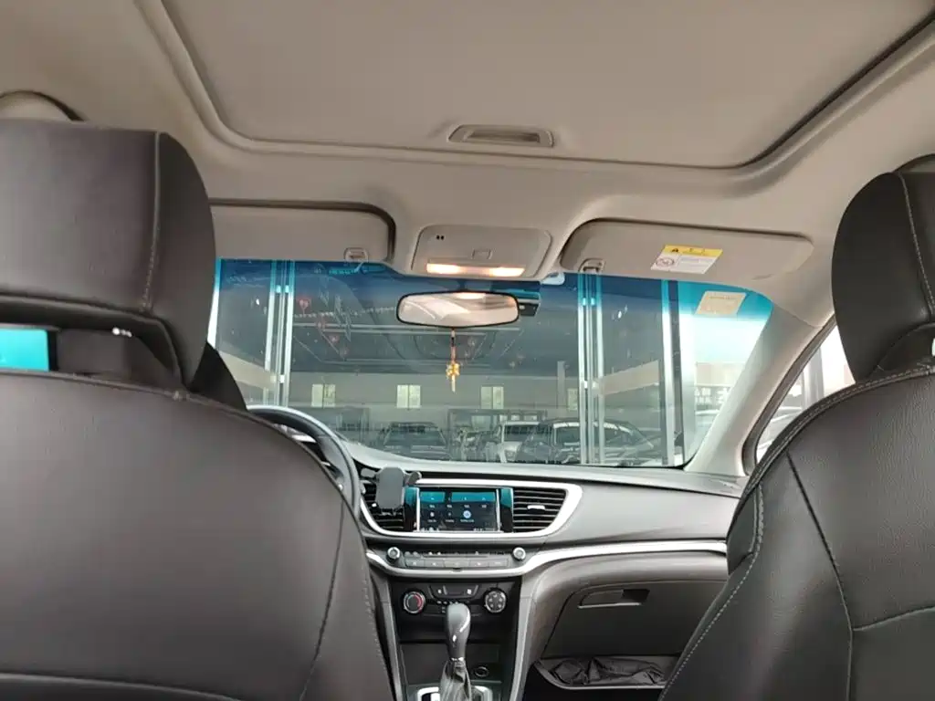 Buick Excelle — миниатюра 18