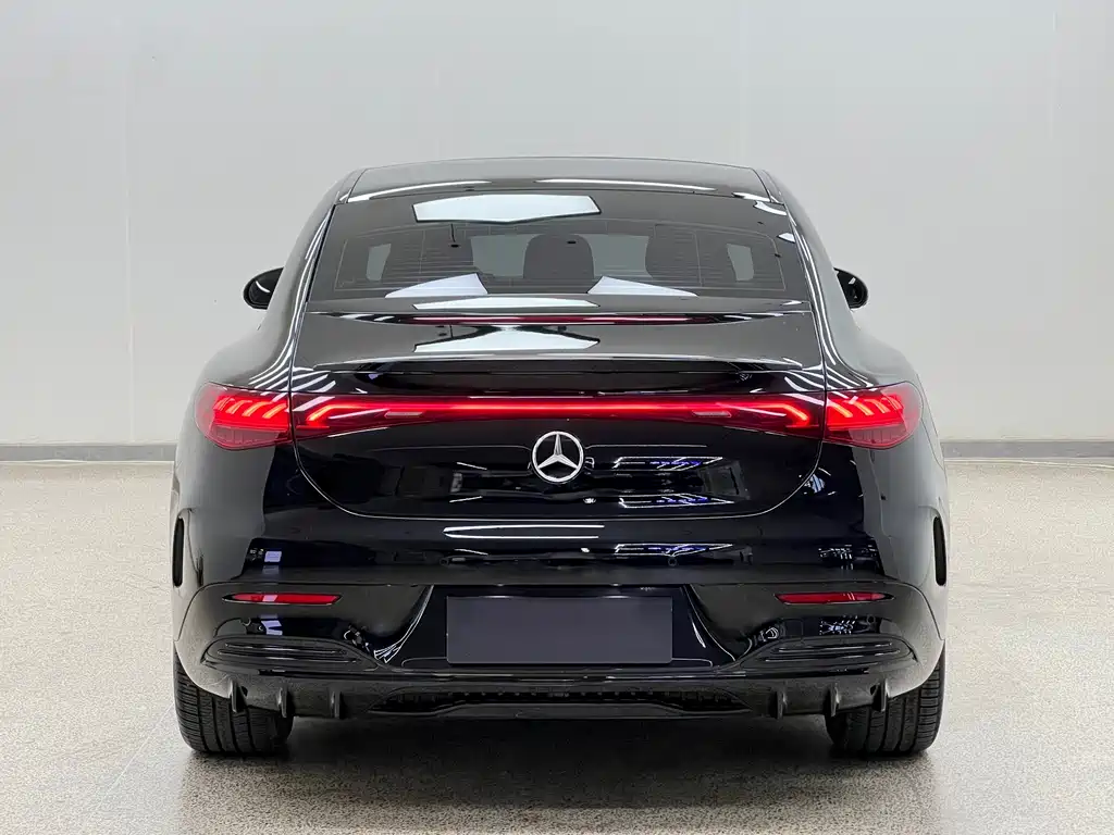 Mercedes-Benz EQE — миниатюра 4