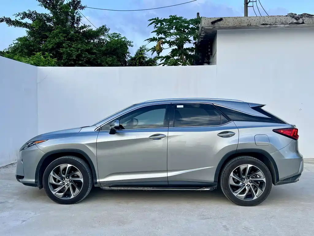 Lexus RX — миниатюра 3