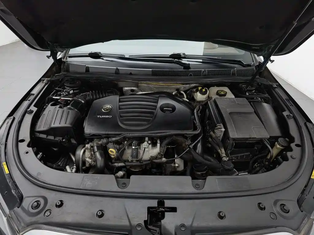 Buick LaCrosse — миниатюра 6