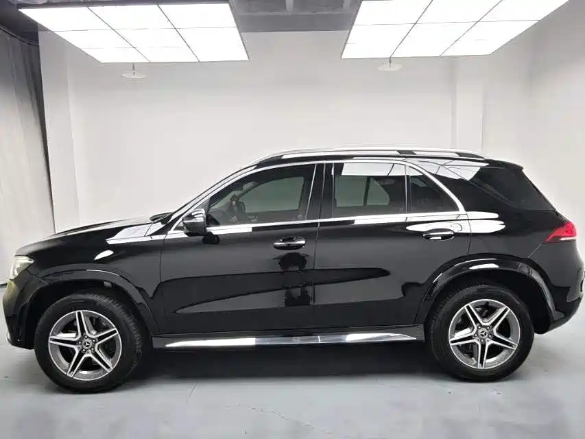 Mercedes-Benz GLE (Import) — миниатюра 12